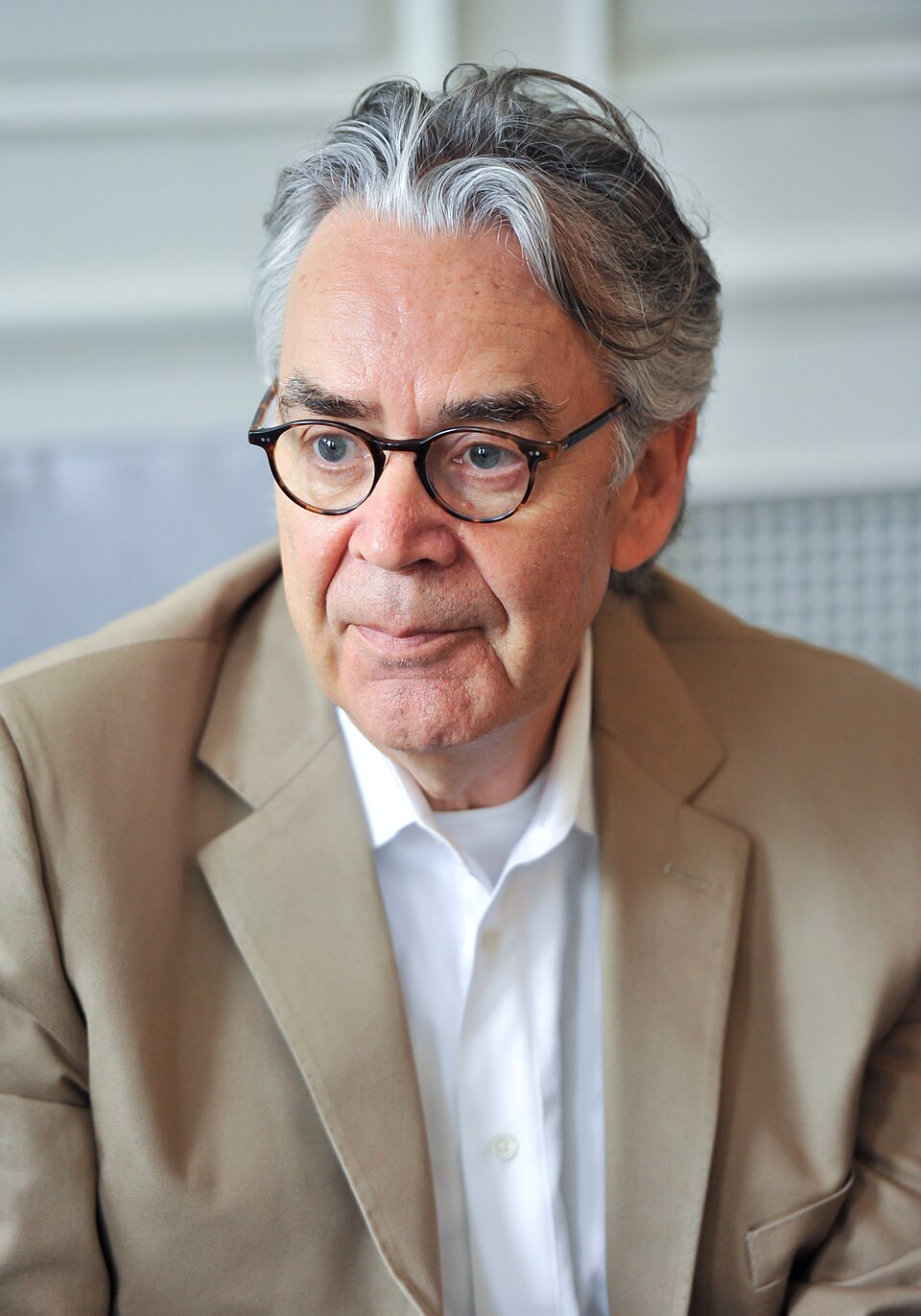 Portrait of Howard Shore